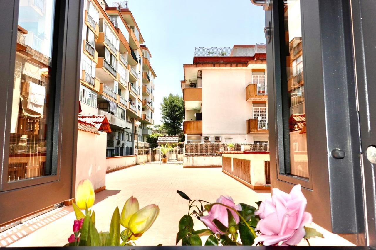 Апартаменты Linea1 Loft Неаполь Экстерьер фото